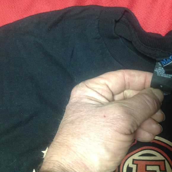 Five Finger Death Punch tshirt - Picture 2 of 3